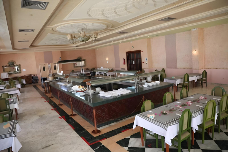 Food & Drinks 5, Hotel Jinene, Sousse Médina
