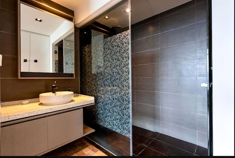 Bathroom 4, Expressionz Suites KL, Mang Yang