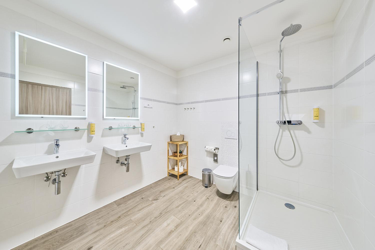 Bathroom 3, Hotel Obzor, Trutnov