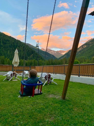 Others 5, Chalet La Pineta, Sondrio
