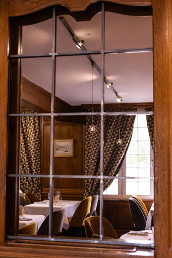 Others 5, Hotel restaurant La Grand Mare, Eure