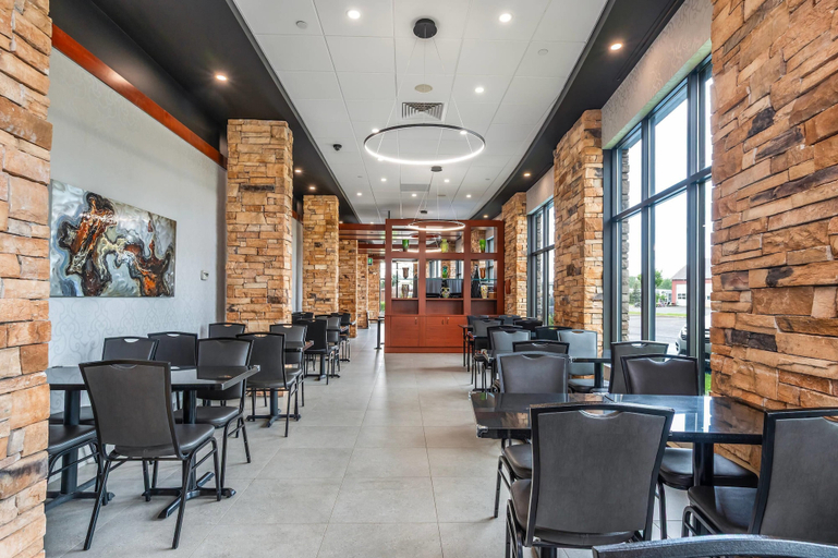 Food & Drinks 5, Quality Inn & Suites Levis, Desjardins