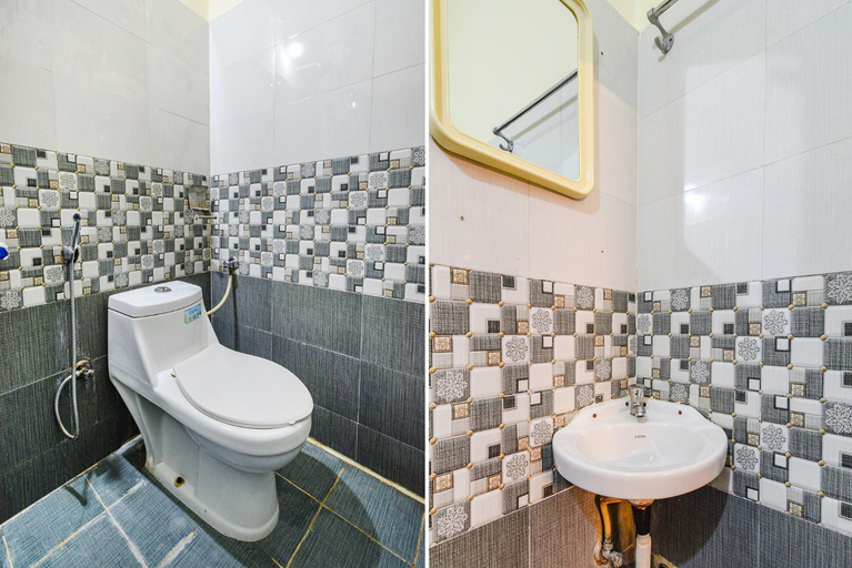 Bathroom 4, FabHotel Broholic Prime Suites - Nr Nexus Mall, Kukatpally, Ranga Reddy