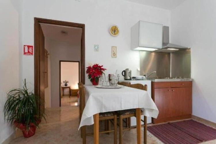 Others 4, bedroom apartment with balcony, Dubrovnik