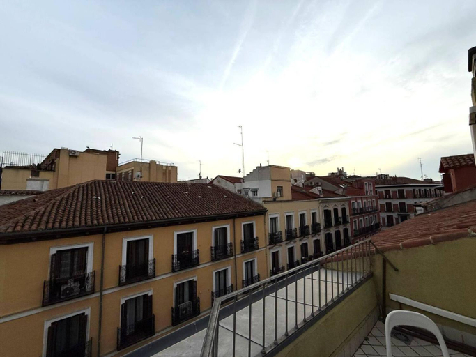 Others 5, Apartment in the Centre, Madrid
