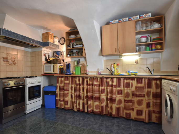 Others 5, Awesome home in Královéhradecký kraj w/ , Trutnov