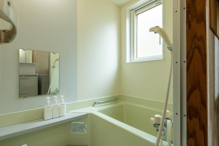 Bathroom 4, Lake Toya Terrace House, Tōyako
