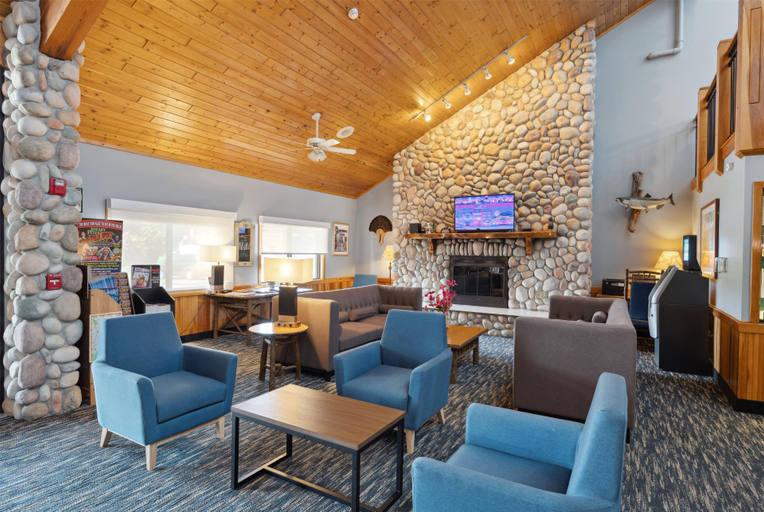 Public Area 2, AmericInn by Wyndham Wisconsin Dells, Sauk