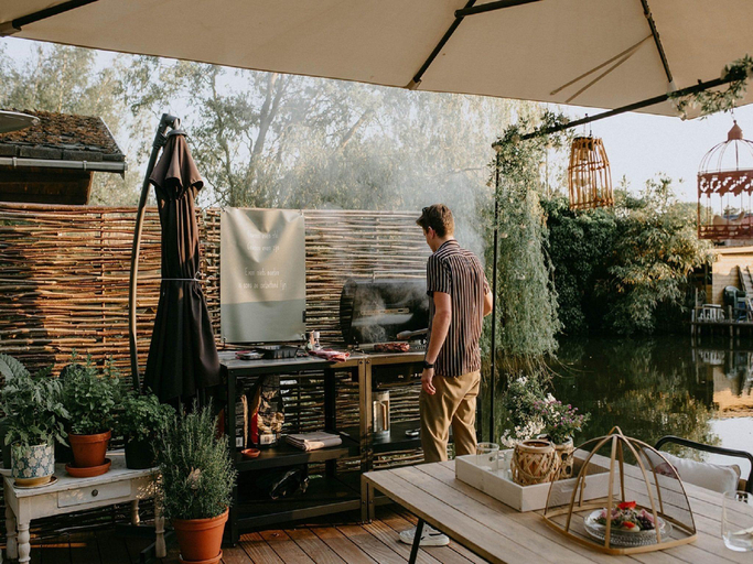 Food & Drinks 4, Geel Chalet in Netevallei, Antwerpen
