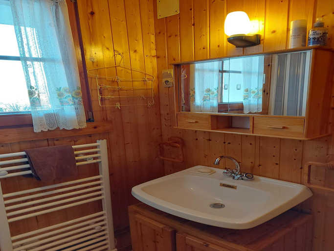 Bathroom 3, Chalet with Garden in Lotharingen, Vosges