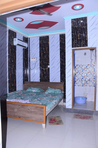 Others 5, Shivdham Guest House, Sitapur