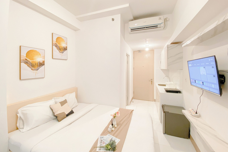 Bedroom, Minimalist And Enjoy Living Studio At Tokyo Riverside Pik 2 Apartment, Tangerang