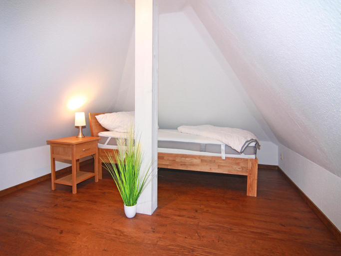 Bedroom 5, Doppelhaushalfte Dunenhaus II, Trassenheide, Vorpommern-Greifswald