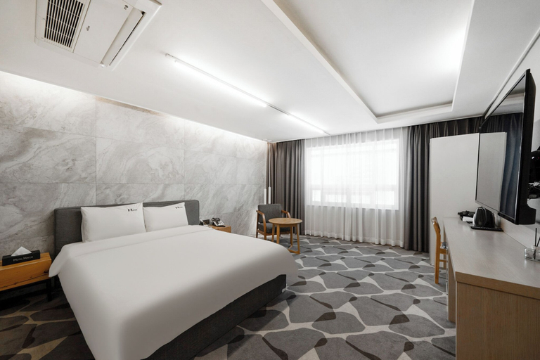 Bedroom 3, Haydn Hotel, Busanjin