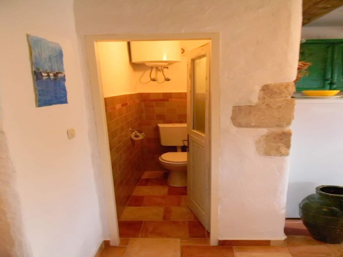 Bathroom 2, Lavender Cottage-Two Bedroom  Holiday Cottage  with Terrace, Trpanj