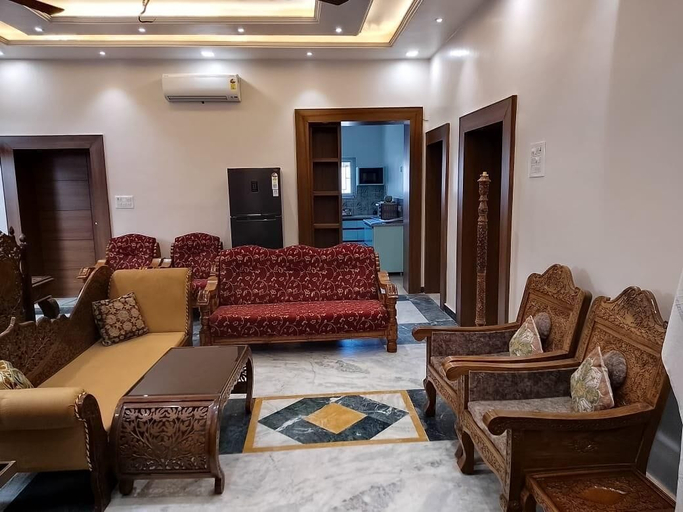 Others 5, Manoram Hospitality, Thane