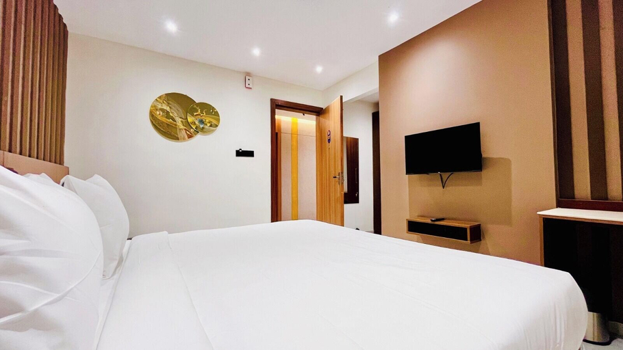Others 5, Hiive By Convivial Hotels, Raipur