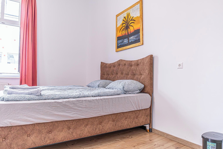 Bedroom 2, Large 5BR Central Flat Near Augarten, Wien