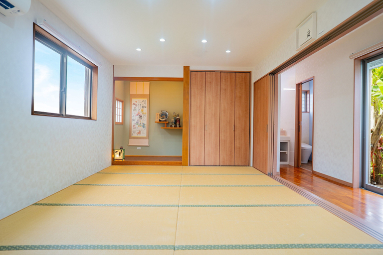 Others 5, Yamagata Ryukyu Hatago Onnason, Onna