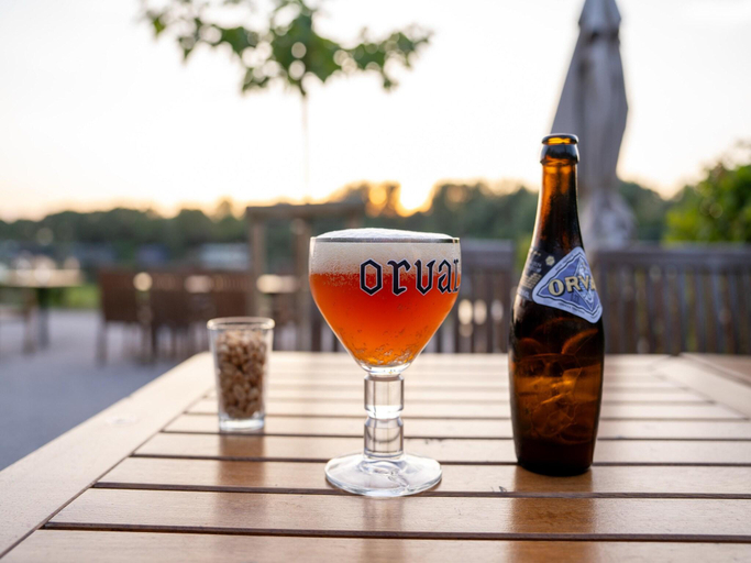 Food & Drinks 5, Serene Bungalow Hideaway, Hainaut