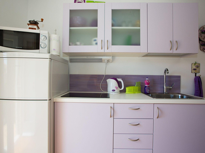 Others 5, Guest House Gugily- Triple Room with Shared Bathroom and City View, Dubrovnik