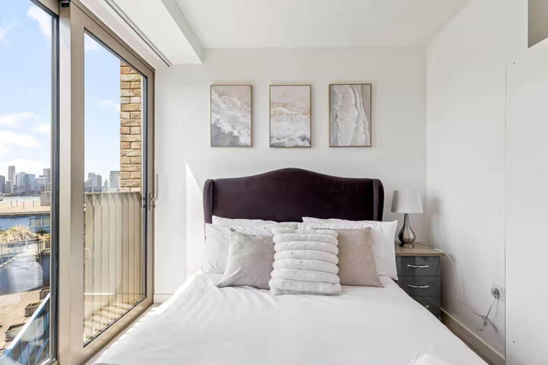 Bedroom 3, London Gateway Apartment, London