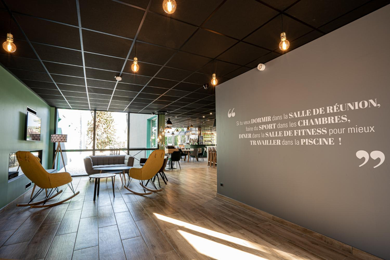 Public Area 4, PoMo Hotel & Restaurant, Isère