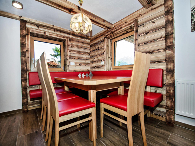 Others 4, Chalet in Hollersbach near Kitzbuhel Ski Lift, Zell am See