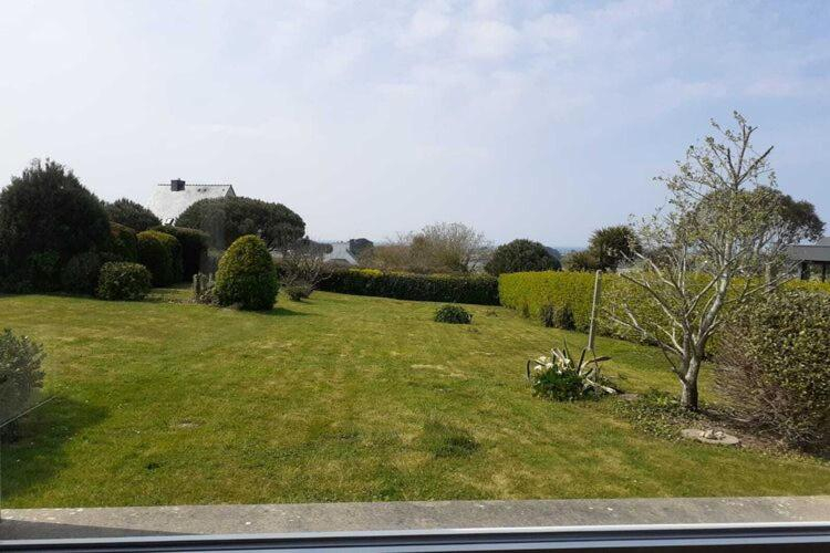 Others 5, Chalet in Aber Wrach near Sandy Beaches, Finistère