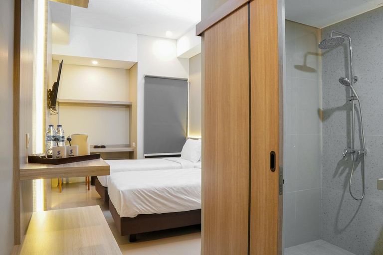Bedroom 5, Sajiwa Inn and Suite Hotel, Jepara