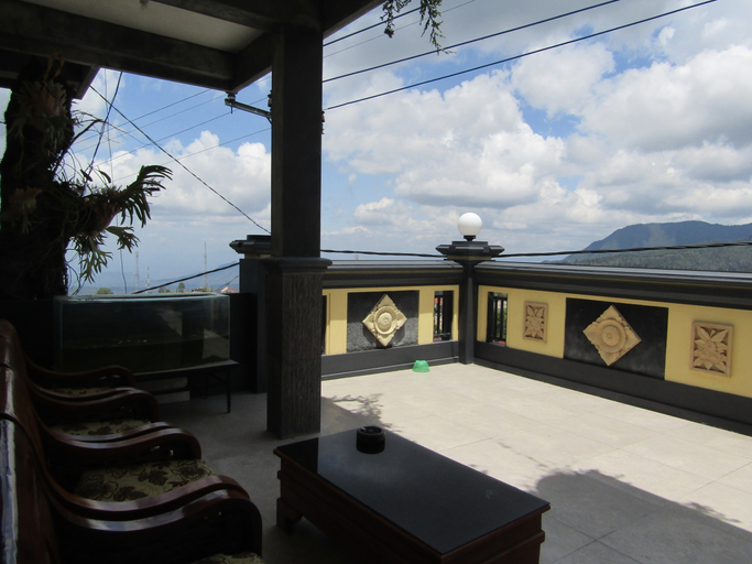 Exterior & Views 2, Hotel Nirmala, Magetan