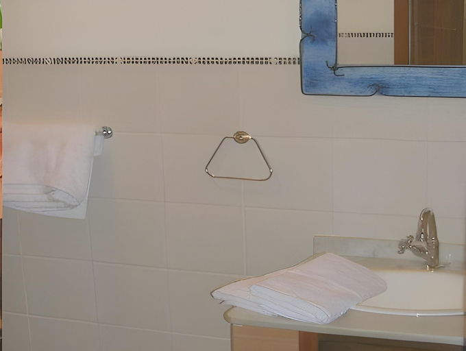 Bathroom 3, Pousada Casa Cactus Praia da Tartaruga Buzios, Armação dos Búzios