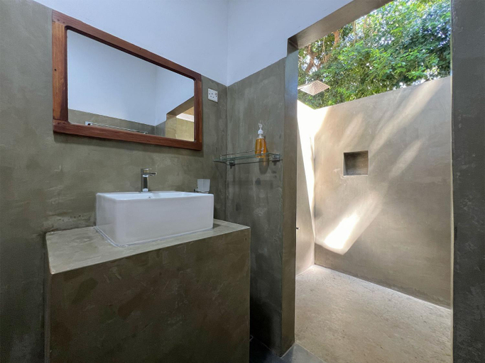 Bathroom 5, Ocean Vibe Srilanka, Pothuvil