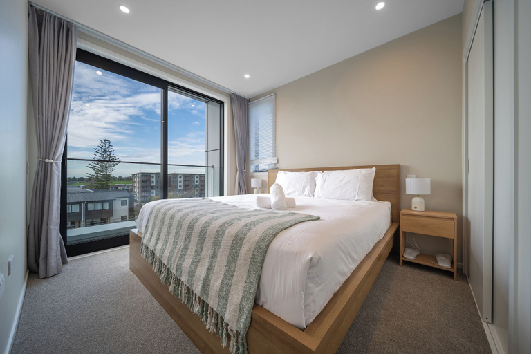 Bedroom 2, Palm Suites - Auckland, Waitakere