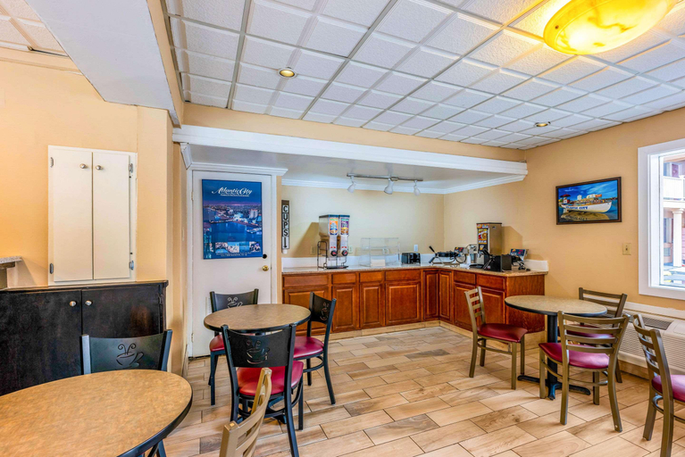Others, Econo Lodge Beach and Boardwalk, Atlantic