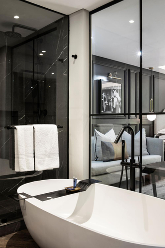 Bathroom 5, SEVEN Villa Hotel & Spa Sandton, City of Johannesburg