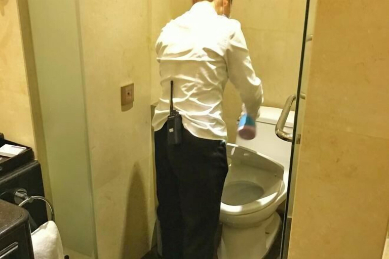 Bathroom 4, New Kwangsi Style Hotel, Guilin