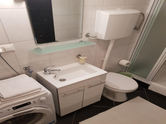 Bathroom 2, Apartments Minerva - Superior One Bedroom Apartment A3, Dubrovnik
