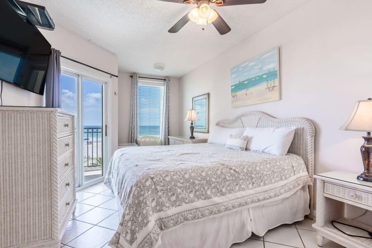 Bedroom 3, Legacy 102, Baldwin