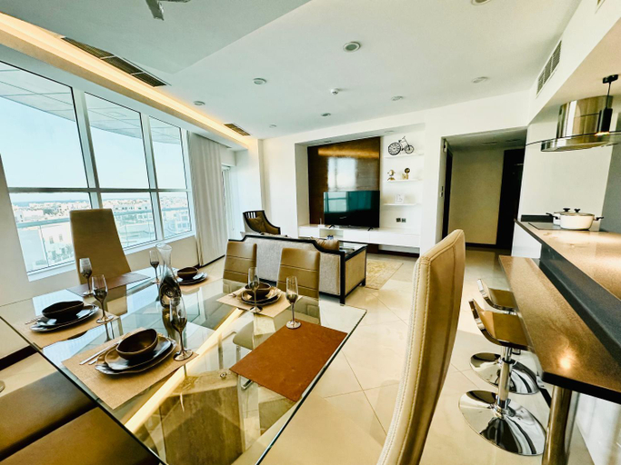 Food & Drinks, Saxophone Suites, Muharraq
