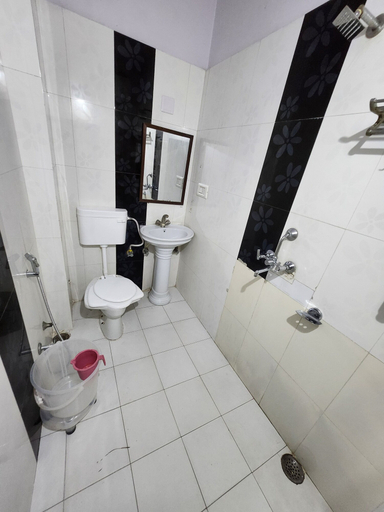 Bathroom 3, Hotel Raj Shree Palace, Udaipur