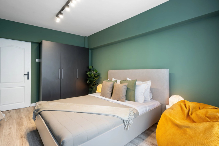 Room 2, Colorful Bright 2BR on Iconic Calea Victoriei, Municipiul Bucuresti