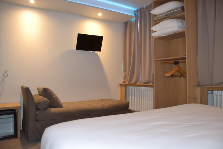 Others 5, Cit'Hotel De Harlay, Oise
