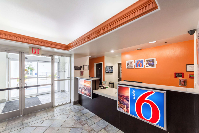 Public Area 2, Motel 6 Pharr, TX, Hidalgo