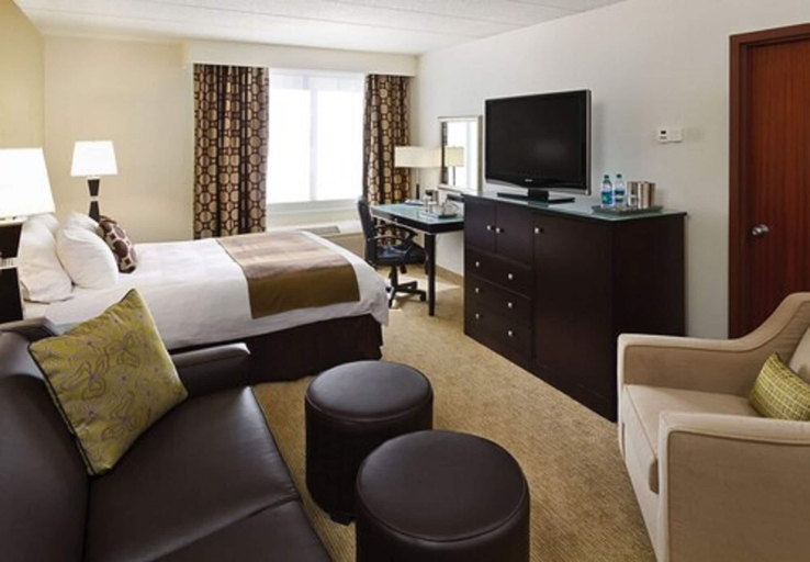 Bedroom 4, Radisson Hotel Bismarck, Burleigh