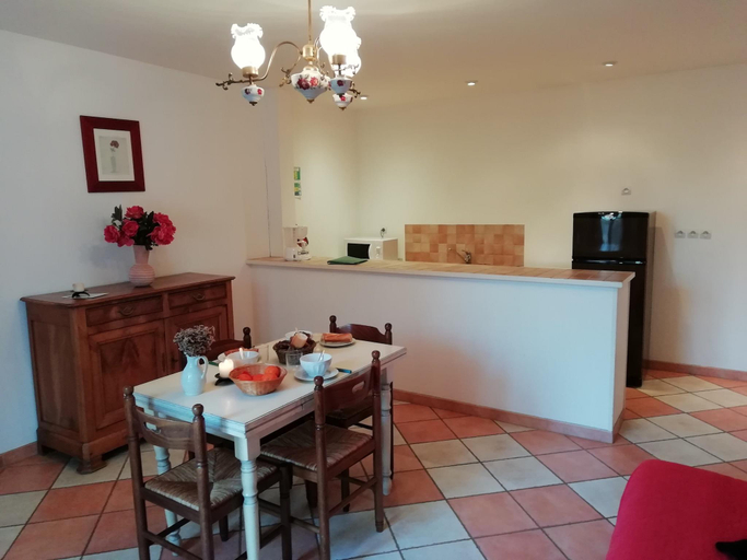 Others 5, Quend-Plage Apartment with Pool, Somme