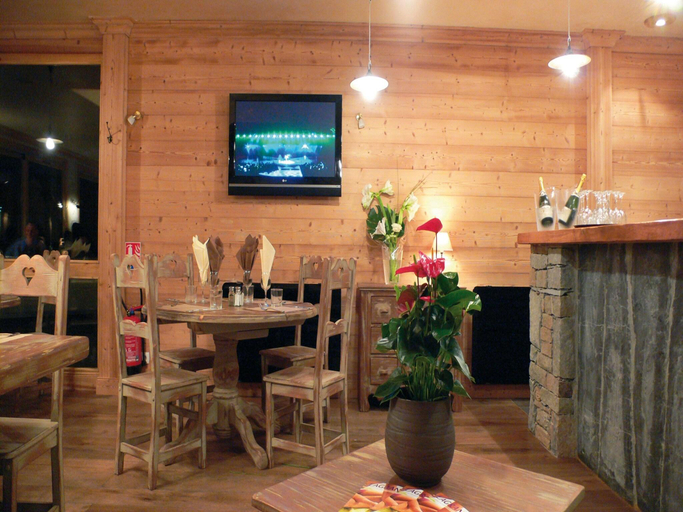 Food & Drinks 5, Cozy Alpine Apartment, Savoie