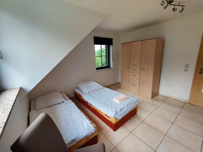 Bedroom 2, Pet-Friendly Getaway, Hildburghausen