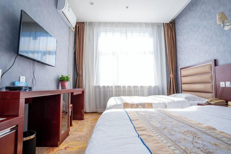 Bedroom 3, YunLong HOTEL, Chifeng