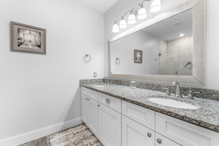 Bathroom, Beach House - Lazee Daze by PHG, Bay